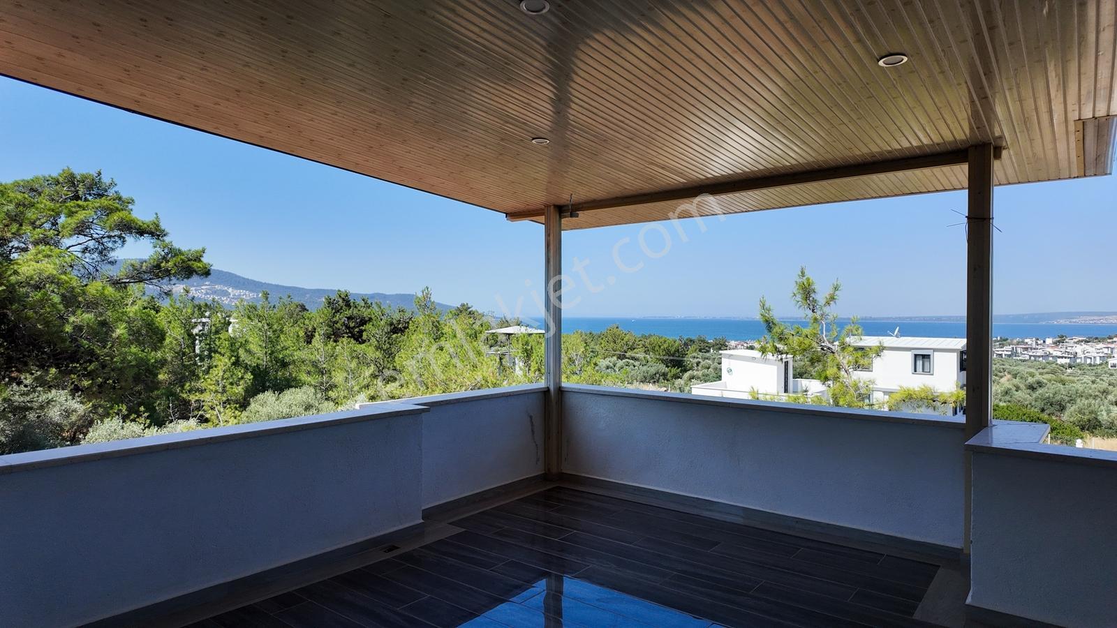 Akbükte Plaja 900 Metre Deniz Manzaralı 4+1 Villa - Görsel 27