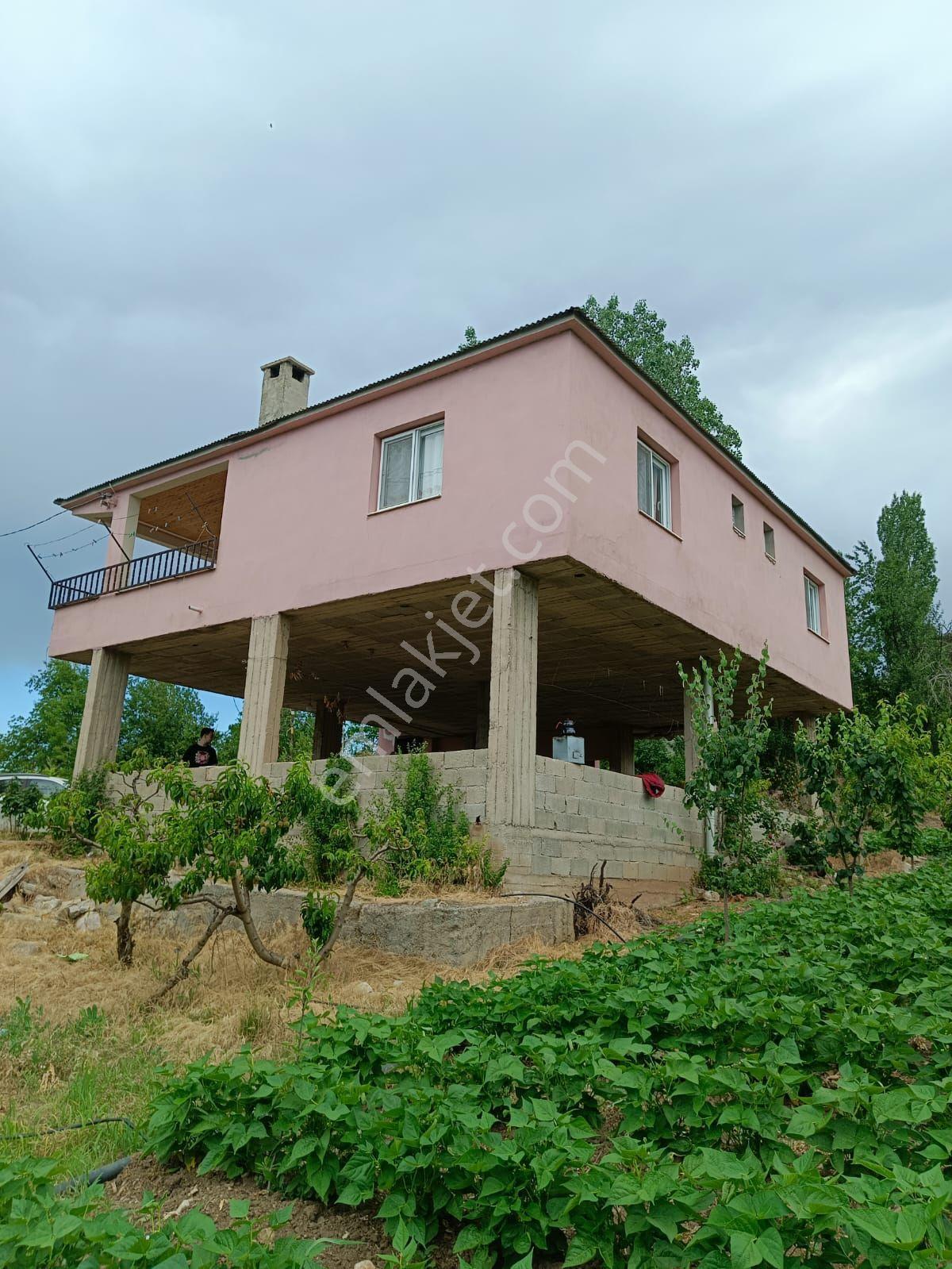Erdemli Sorgun Da Yaylalik Satılık Ev Ve Arsa