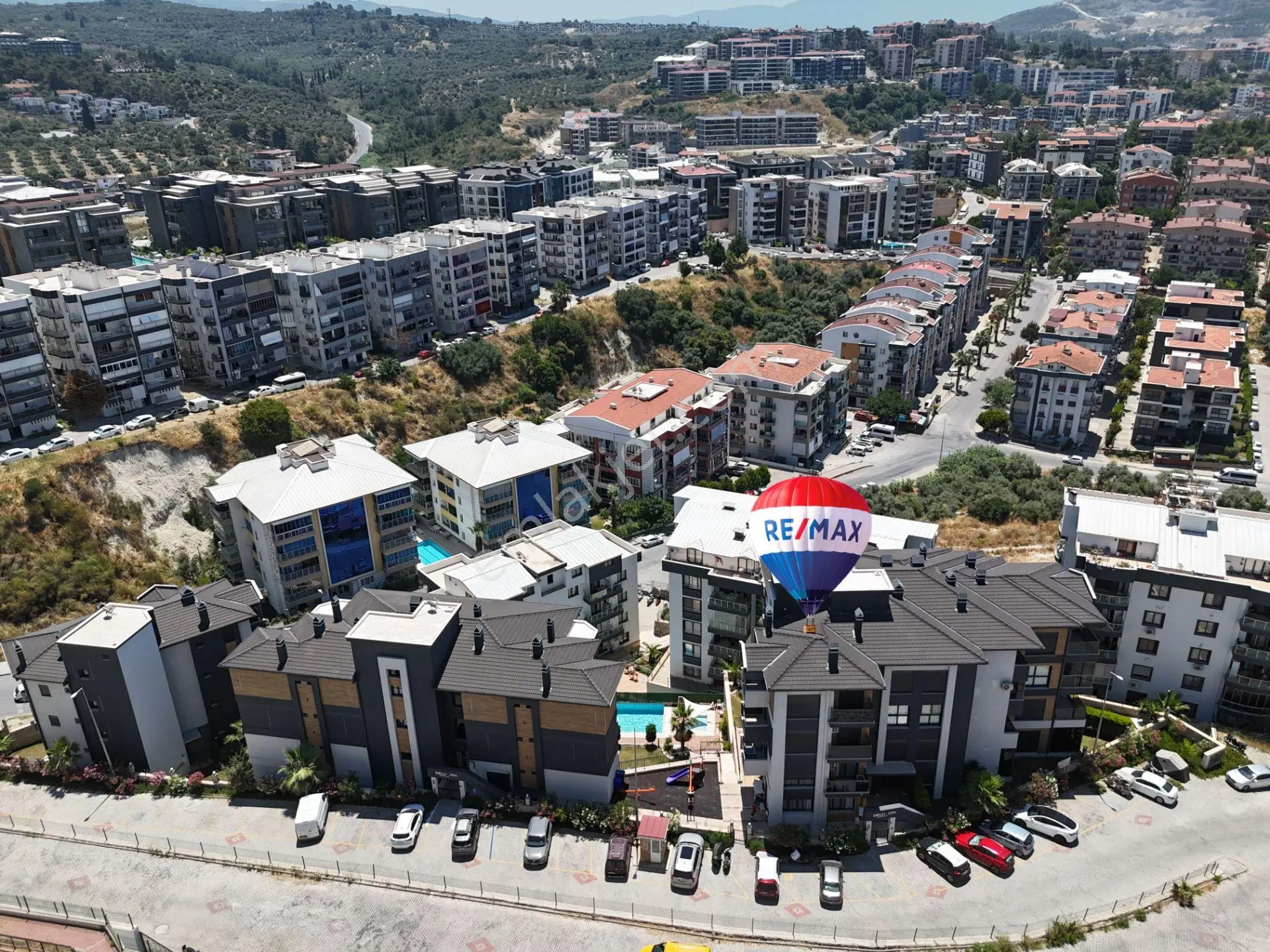 Ege Mah. Delux Ada Konutlarında Satılık Ferah 1+1 - Görsel 3
