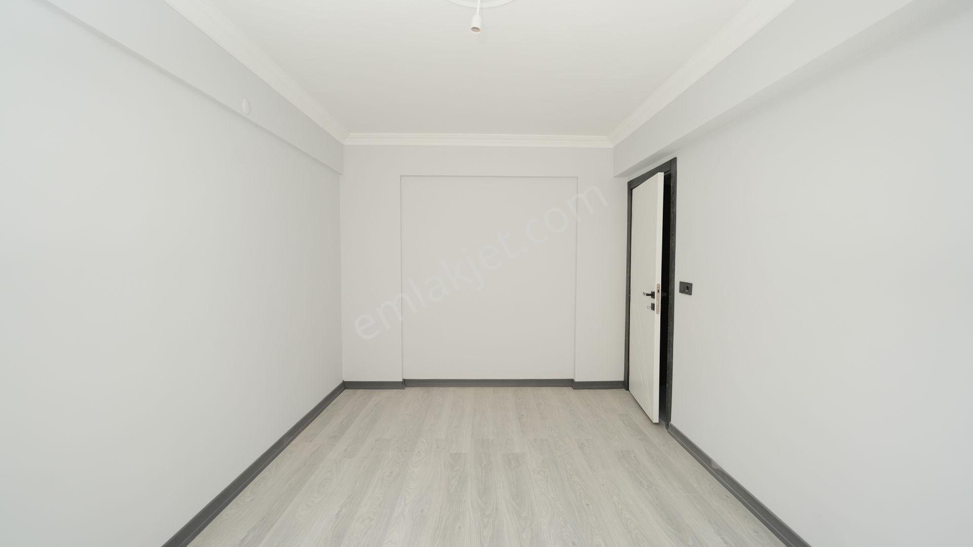 C21 Cius;perşembe Pazarı Civarı Asansörlü Sıfır Binada 3+1 Daire - Görsel 15