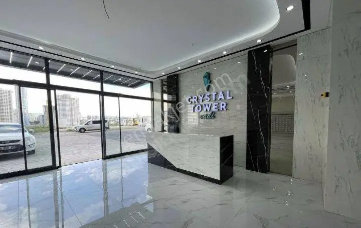 Crystal Tower Vadi'de Sahibinden 15. Kat Manzaralı Sıfır Oturuma Hazır 2+1 - Görsel 3