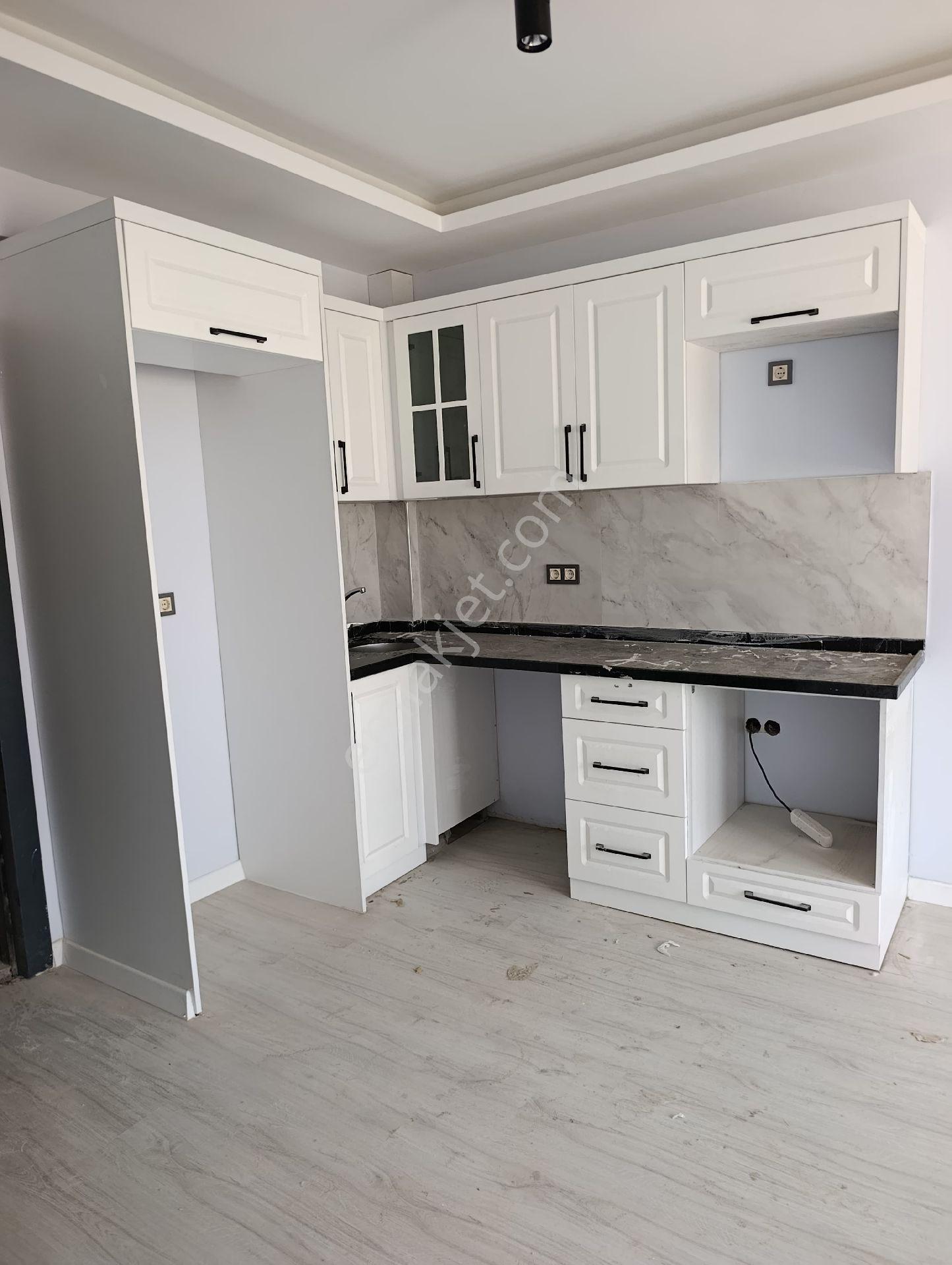 Osmangazi'de Lüx İşçilikli Satılık 1+1 Daire