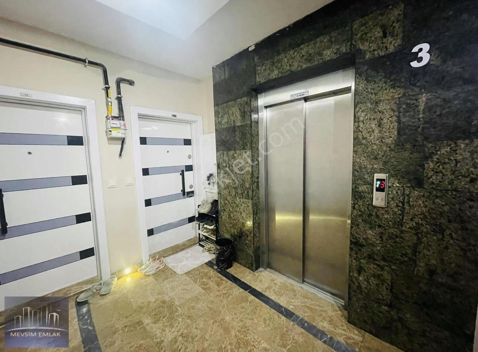Mevsim Emlaktan Site İçerisinde Kiralık 3+1 Daire - Görsel 10