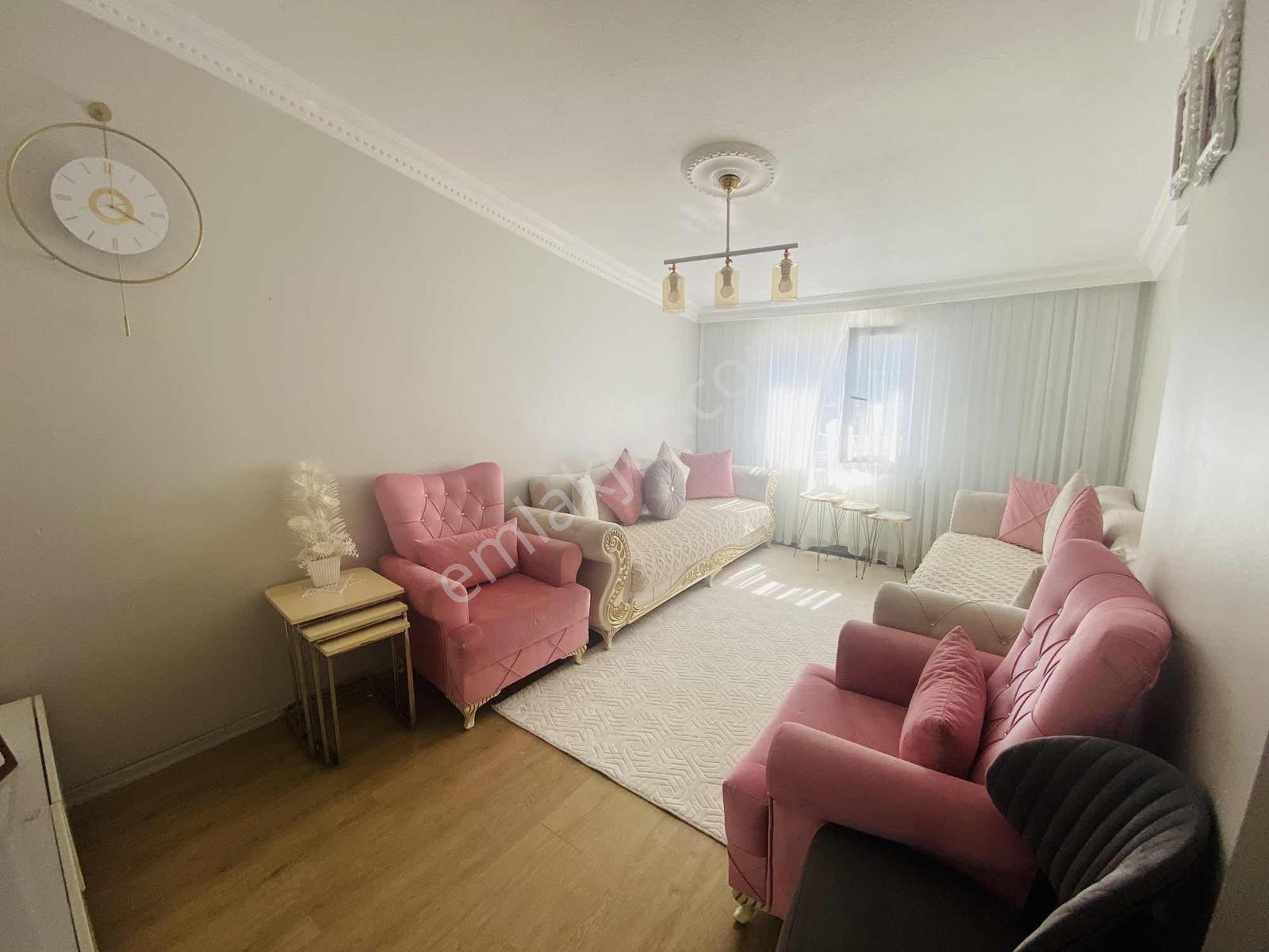 Ufuk Caddesinde 4+2 Acil Satılık Dubleks Daire - Görsel 23