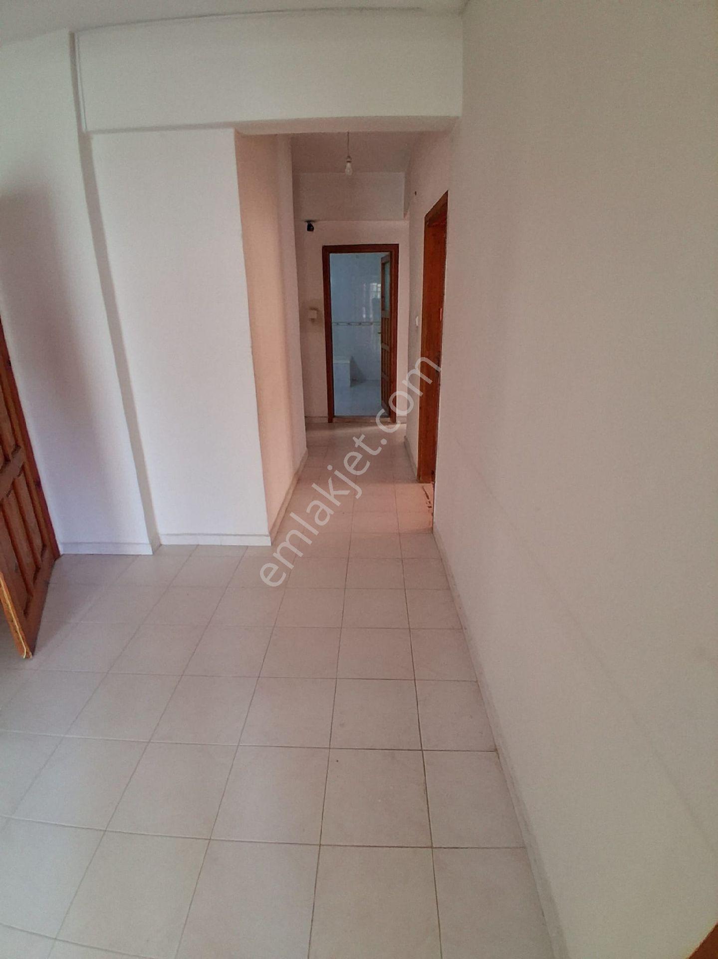 Güllerpinari Mah Adliye Ve Sağlık Ocağına Yakın 3+1 Boş Kiralık Daire. - Görsel 7
