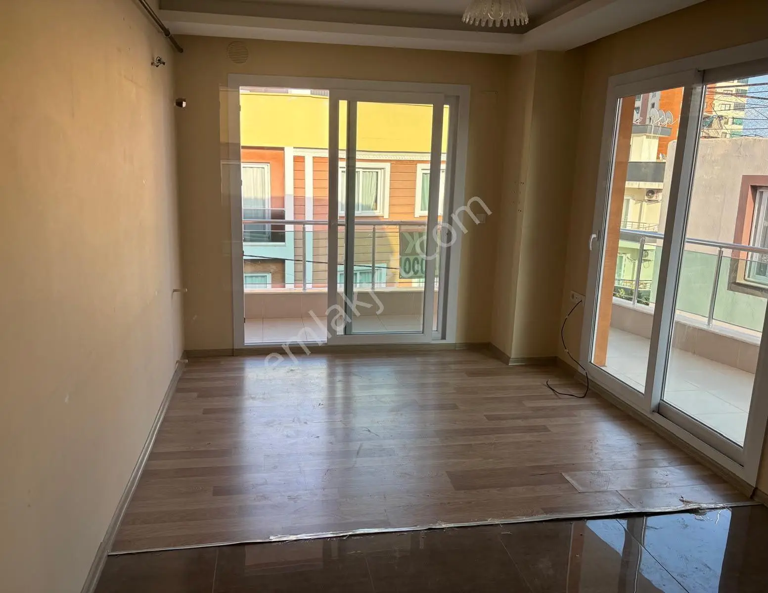 Çiftlikköy'de Kiralık 2+1 Daire - Görsel 4