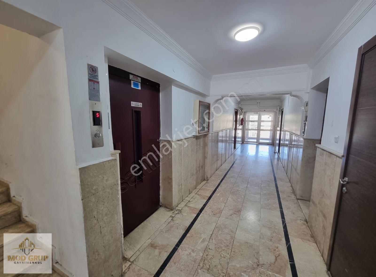 Eylül Sitesinde Yapılı Masrafsız Önü Açık Güney Cephe 3+1 140 M2 - Görsel 32