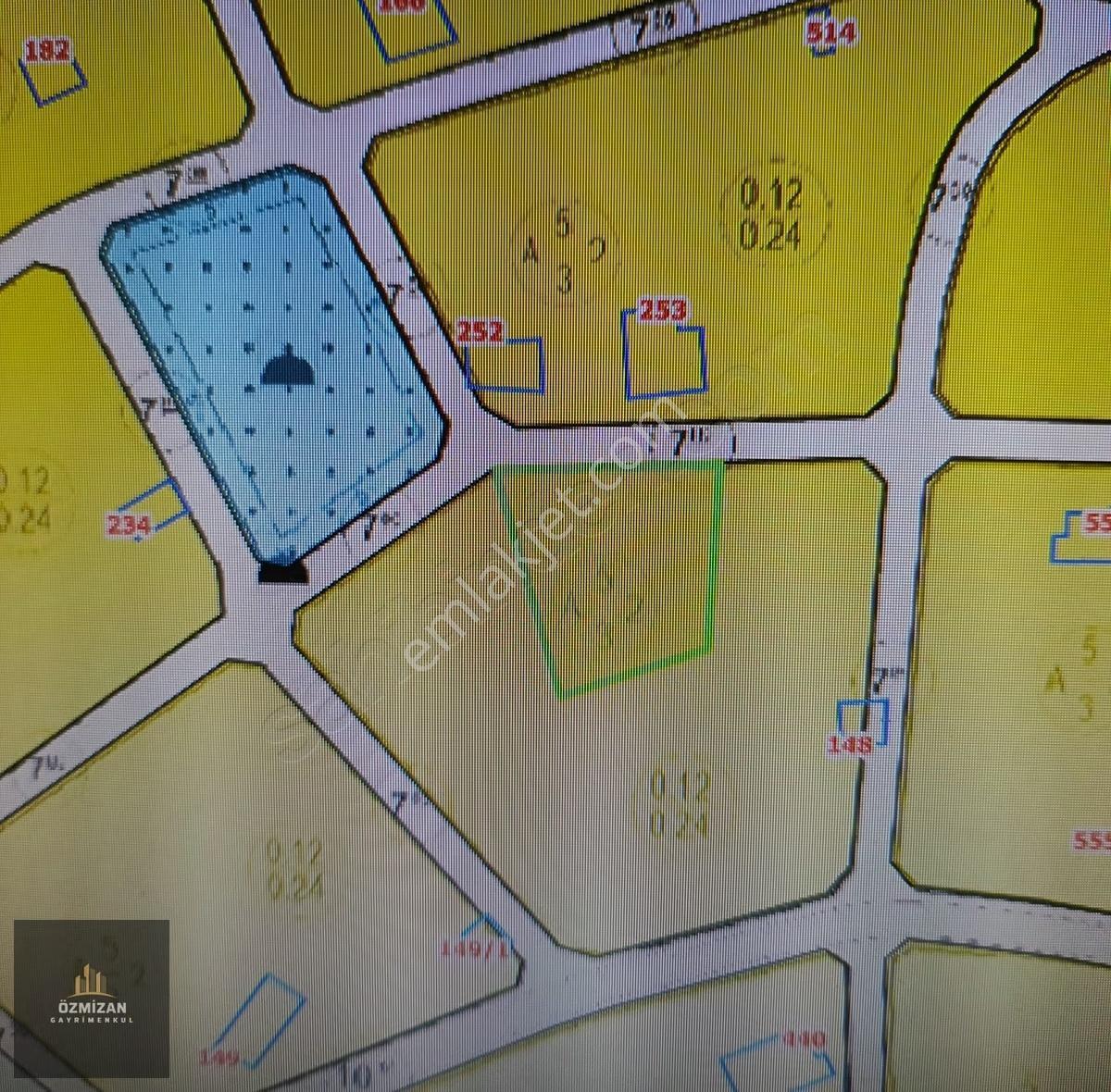 Hacılar Sakarçiftliği Temiz Villa Parseli İçinde 370m2 Hisse