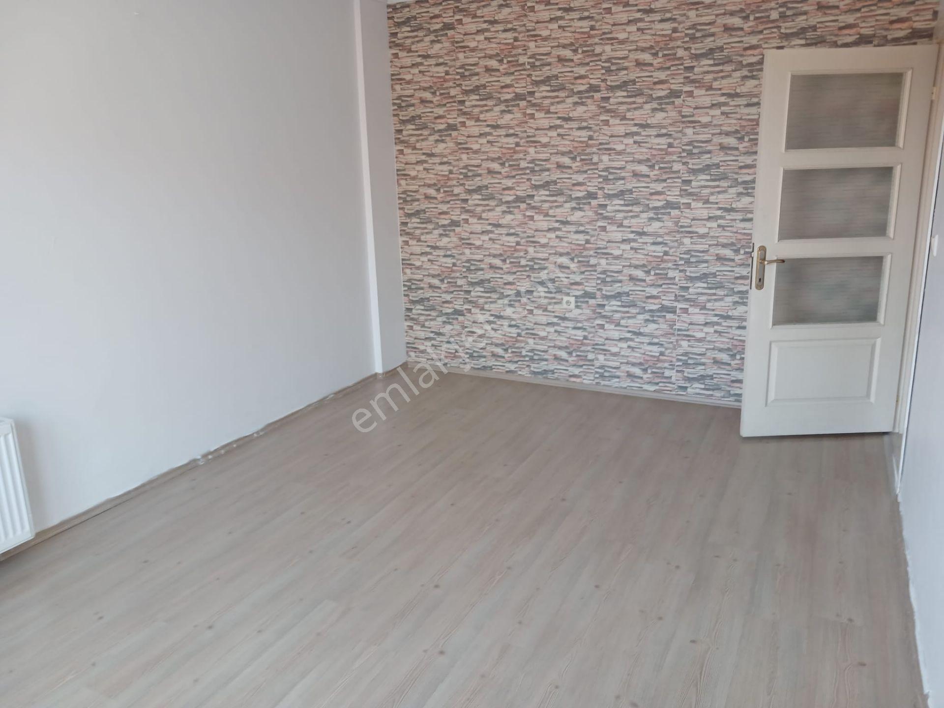 Eskişehir Hacı Seyit Mah. Çarşıya Yakın Kiralık 2+1 Daire - Görsel 15