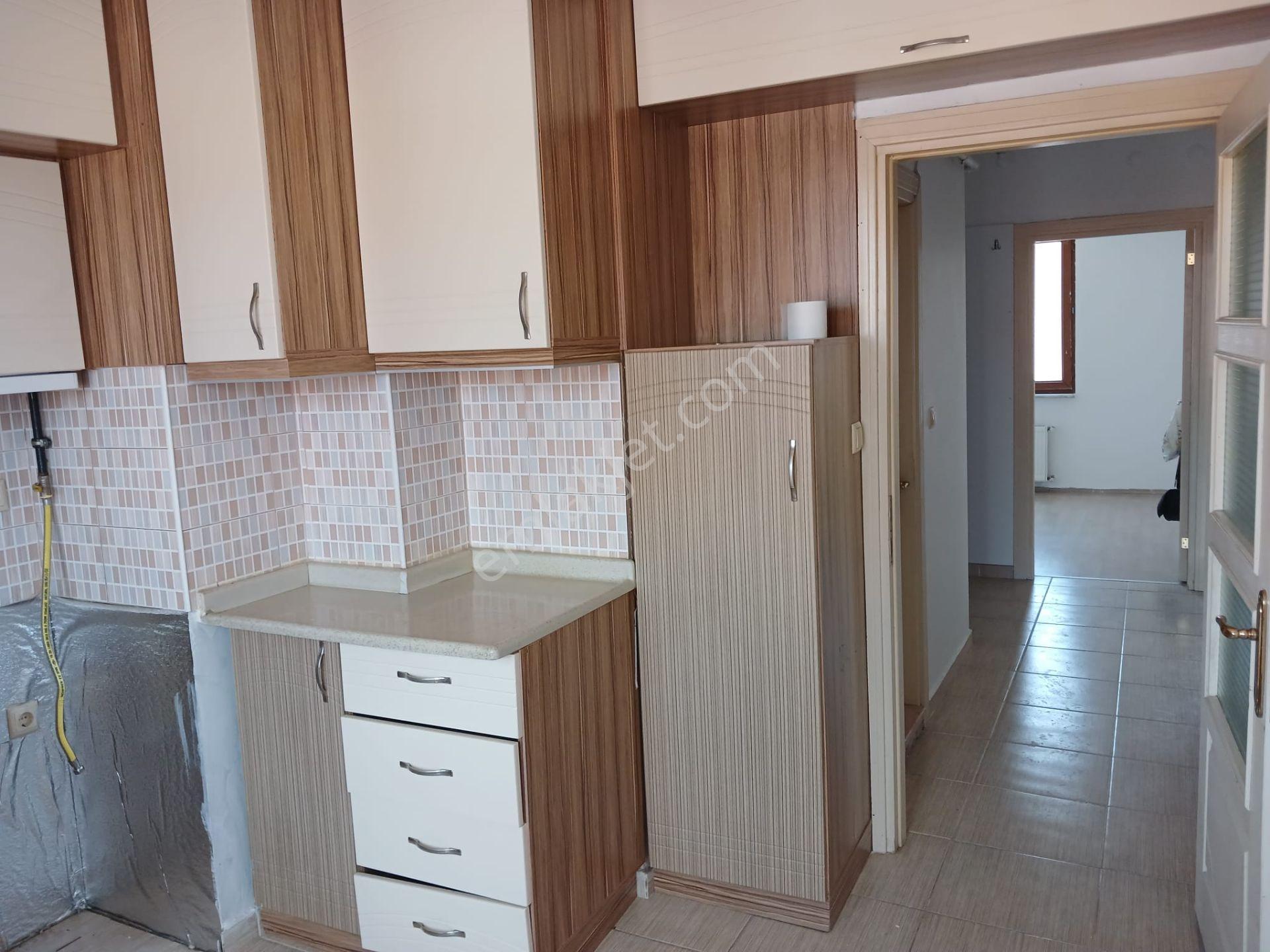 Eskişehir Hacı Seyit Mah. Çarşıya Yakın Kiralık 2+1 Daire - Görsel 10