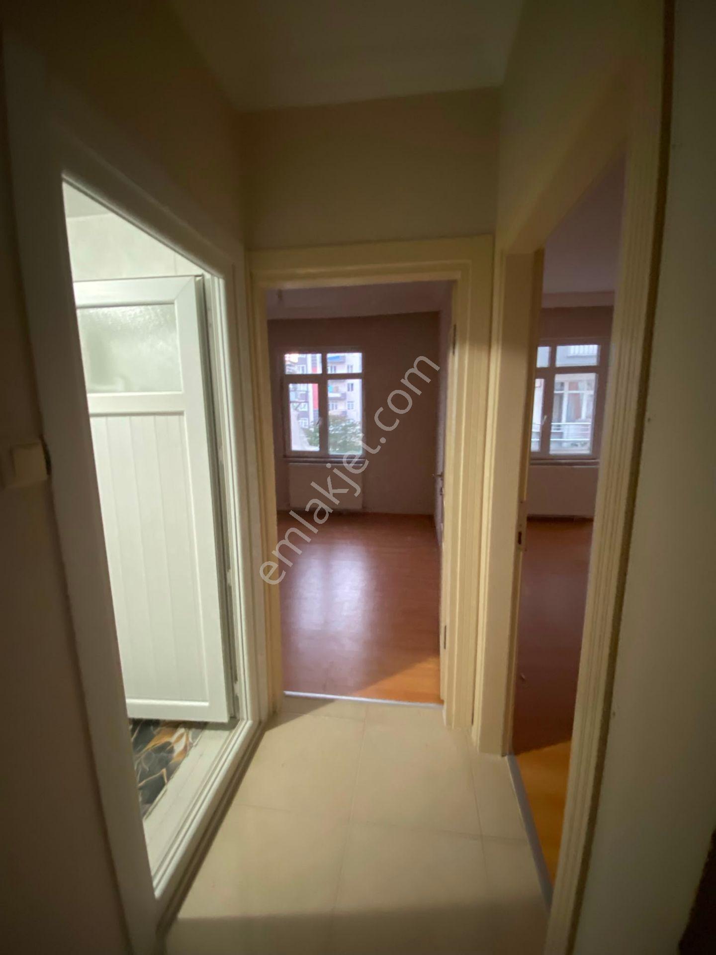İnanç Emlaktan Aksu Mahallesi Deniz Sitesinde 3+1 Kiralık Daire - Görsel 9