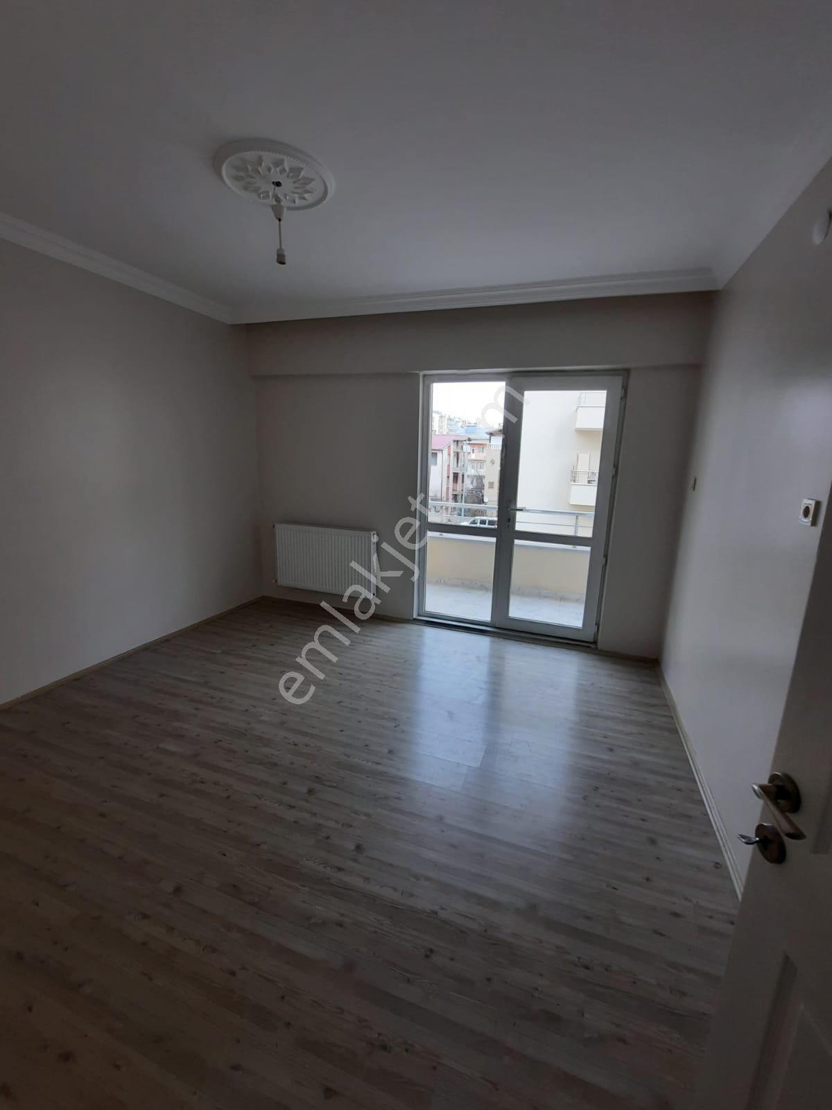 Sivas Şeyhşamil Mah 3+1 130m² 2. Kat Satılık Daire - Görsel 9