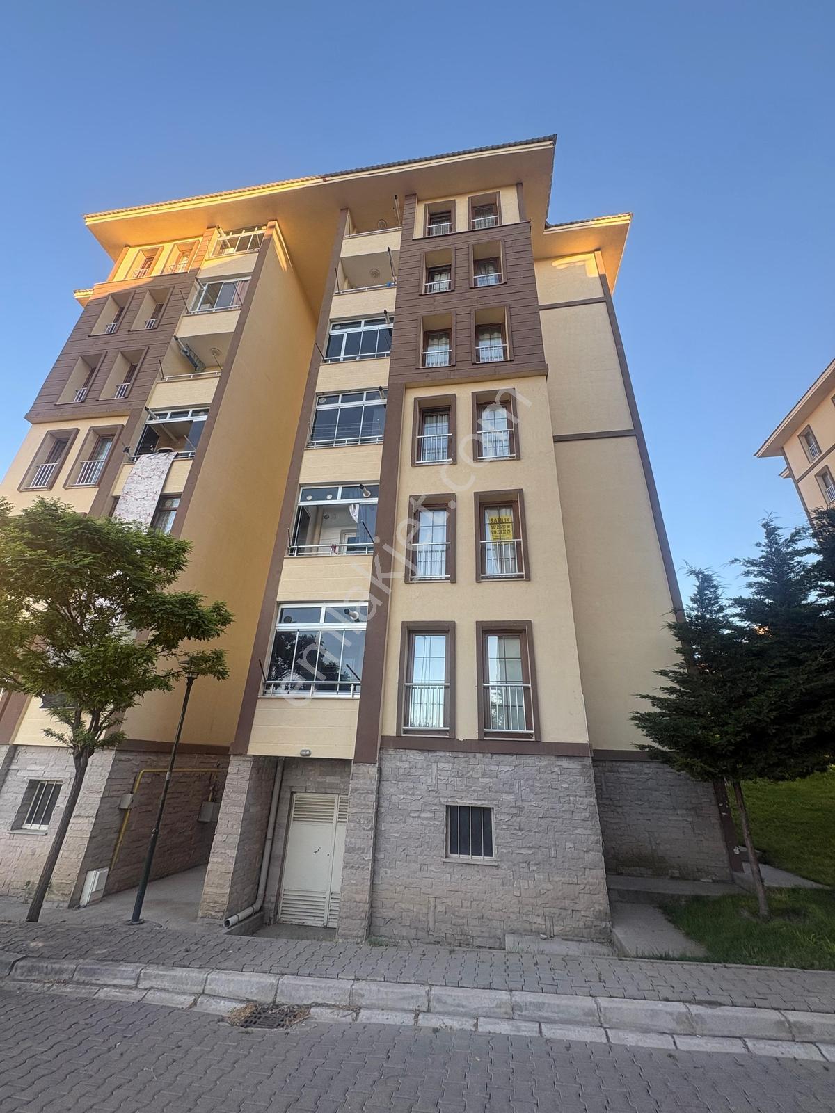 Elisa Gyo/emekliler Toki Demokrasi Mah.2+1 Tapulu Satılık Daire