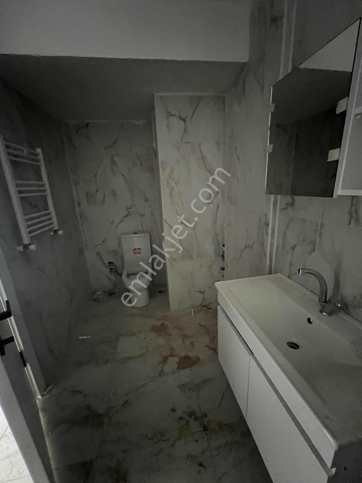 Havuzlu Sitede Müstakil Daire - Görsel 12