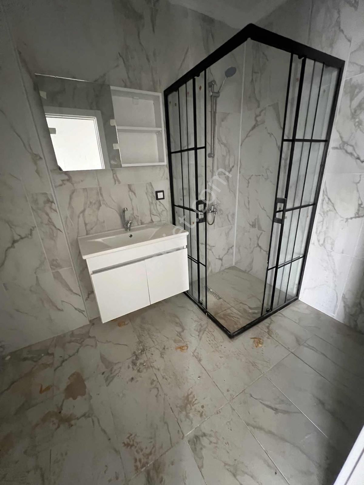 Havuzlu Sitede Müstakil Daire - Görsel 15