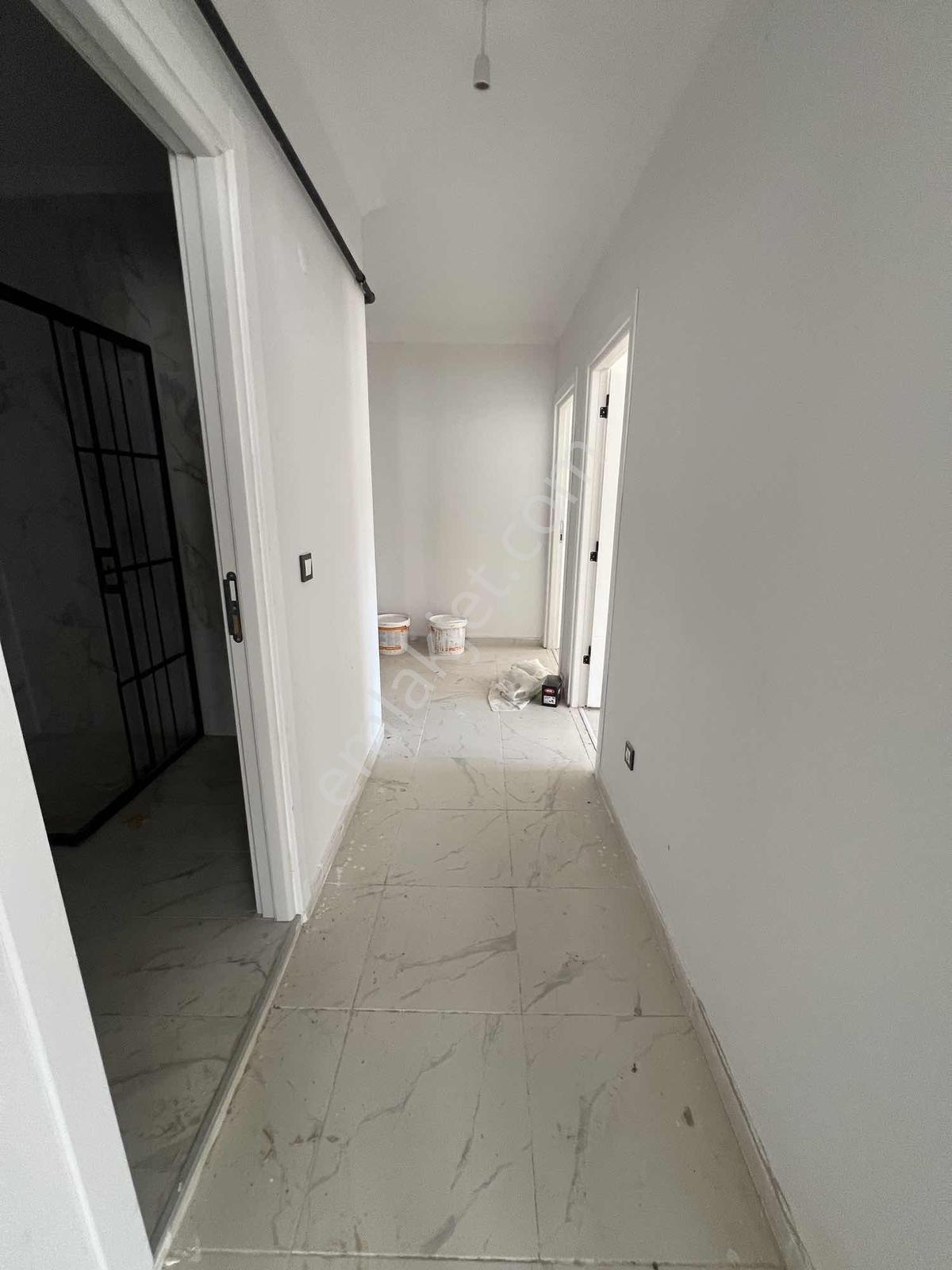 Havuzlu Sitede Müstakil Daire - Görsel 2