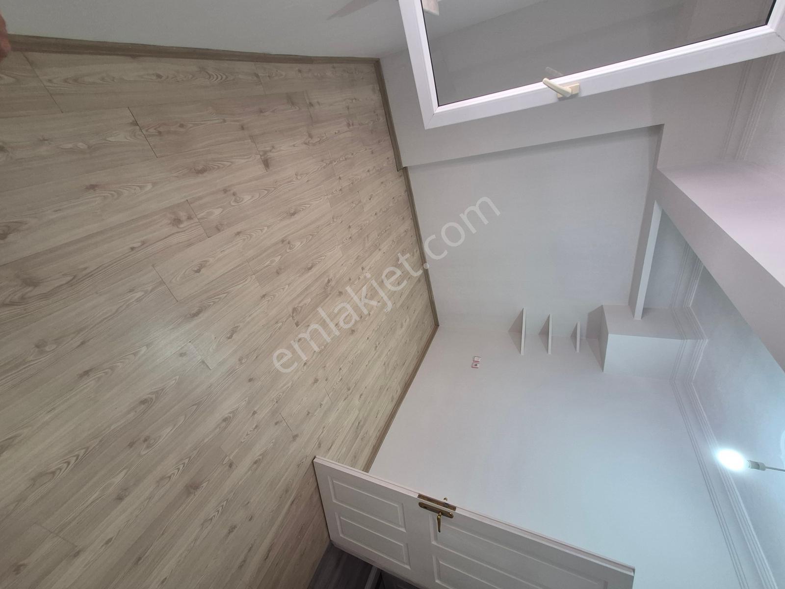 Cumhuriyet Mahallesinde Depozitosuz Kiralık Geniş 2+1 Daire - Görsel 7