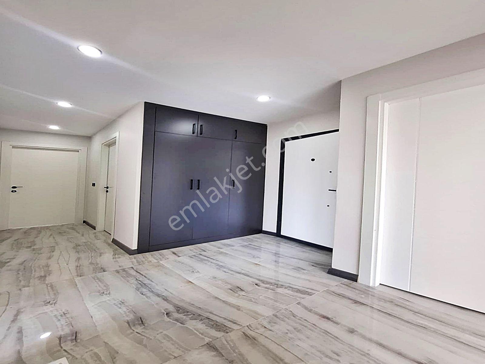Cadde34 Yapıdan Gürpınar'da Site İçerisinde Yerden Isıtmalı Ebeveyn Banyolu 2+1 Satılık Arakat Daire - Görsel 20