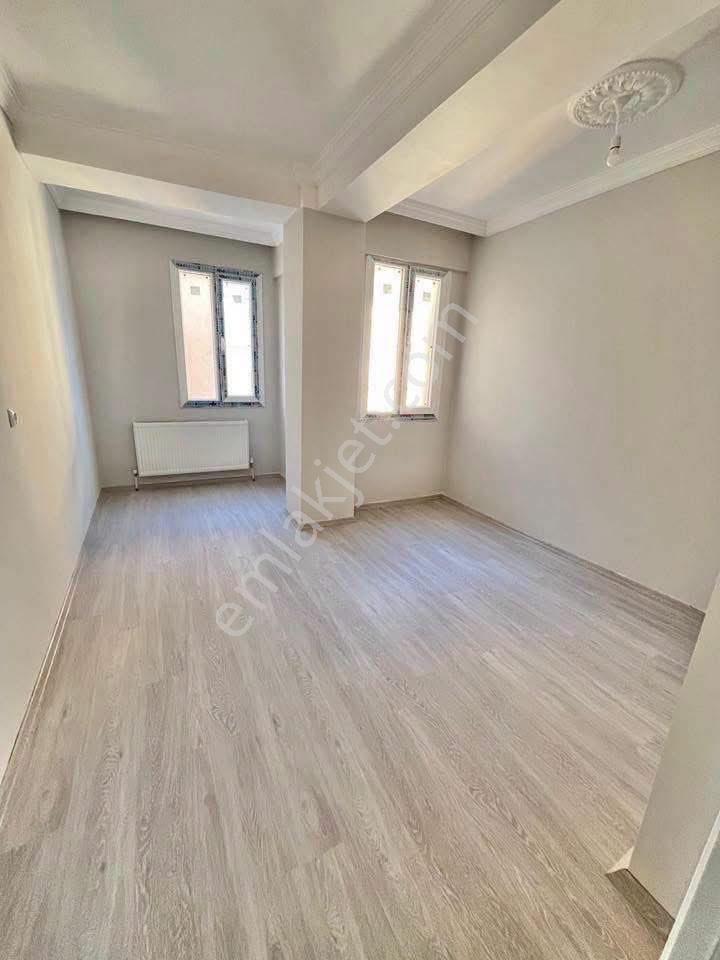 Niğde Mrz İlhanlı Mah.yeni Terminal Cad. Bim Market Civarı Kiralık Daire - Görsel 8