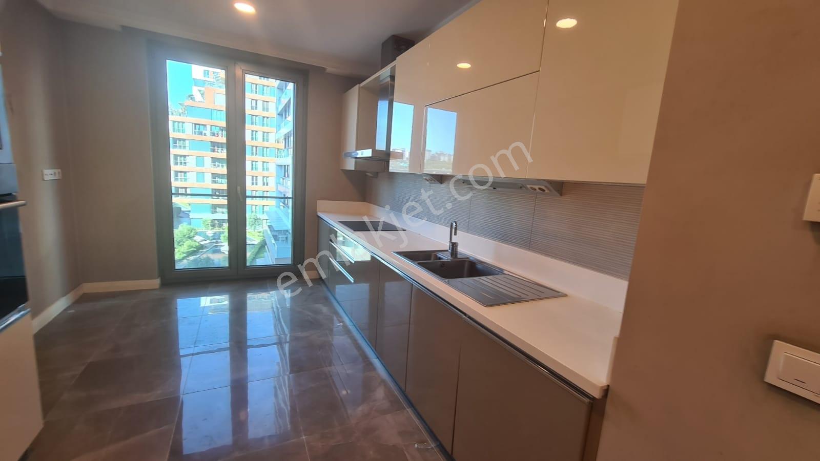 Vadistanbul Teras Sitesinde Satılık 3+1 F Tipi Daire Peyzaj Manz - Görsel 8