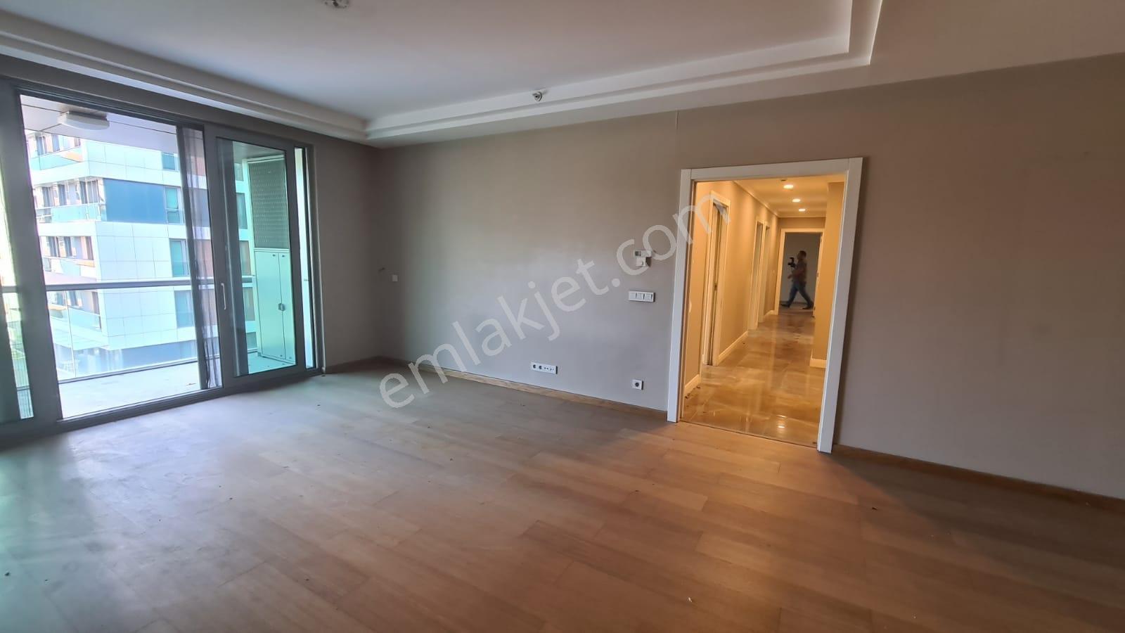 Vadistanbul Teras Sitesinde Satılık 3+1 F Tipi Daire Peyzaj Manz - Görsel 12
