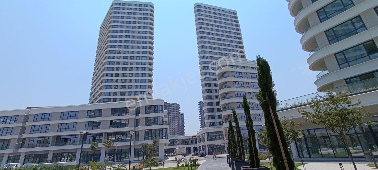 İzmir Umurbey Mahallesi Evora Sitesinde Kiralık Geniş 1+1 Daire - Görsel 19