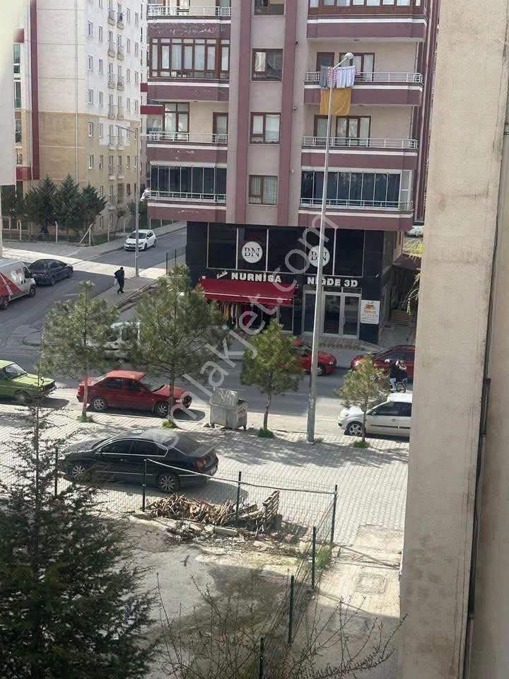 Niğde Mrz Şahsüleyman Mah.nezihe Tahsin Okulu Yanı Satılık Daire - Görsel 11
