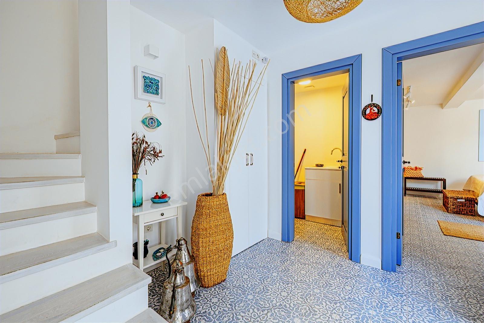 Bodrum Kumbahçe'de Satılık Marina, Kale Ve Kos Manzaralı Villa - Görsel 36