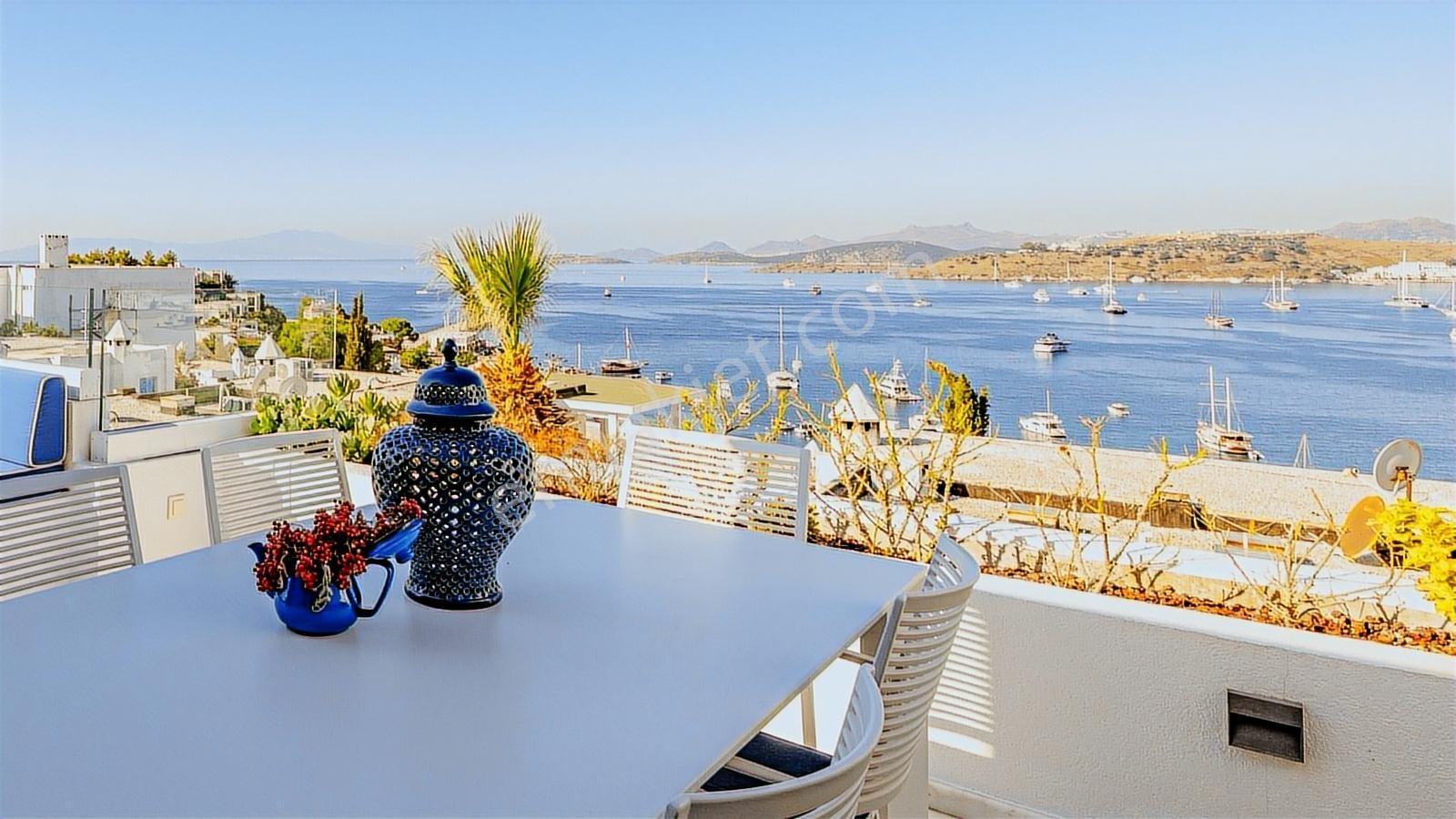 Bodrum Kumbahçe'de Satılık Marina, Kale Ve Kos Manzaralı Villa - Görsel 24