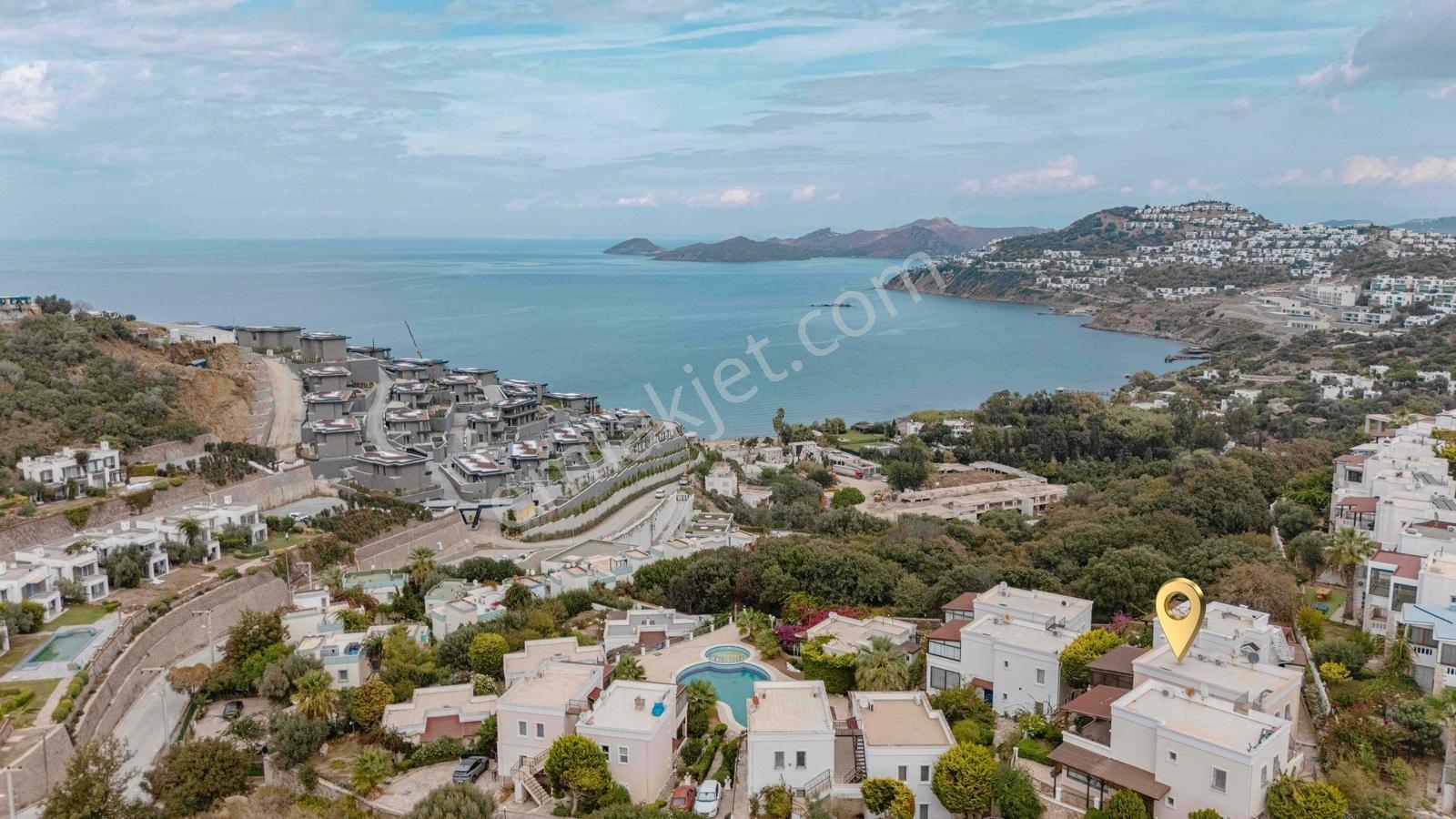 Gümüşlük Jasmine Residence'da! 80 M² Özel Teraslı, Şömineli 2+1