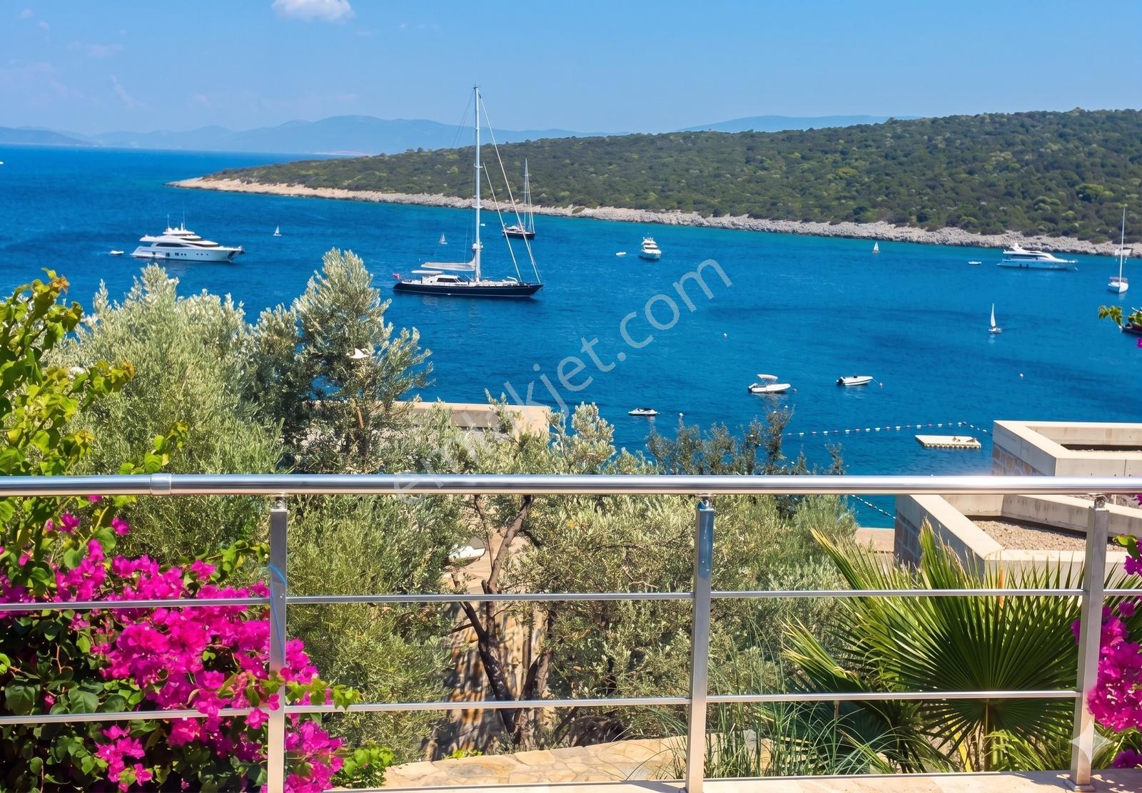 Hebil Koyunda Denize Sıfır Prestijli Beluga Sitesi'nde Taş Villa - Görsel 25