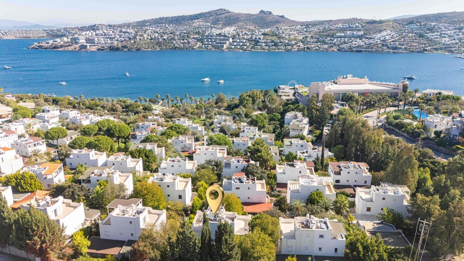 Denize 1 Adım! Gündoğan Cennet Evler'de, 3+1 İkiz Villa