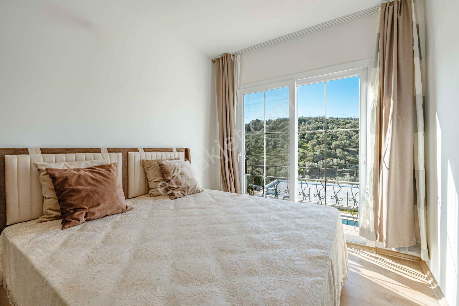 Kiralık Meşelik Doğa Manzaralı Müstakil Havuzlu 5 + 1 İkiz Villa - Görsel 25