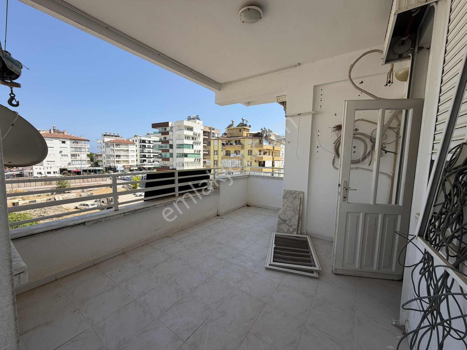 Şehrin Merkezinde Geniş Ve Ferah 3+1 Kiralık Daire - Görsel 14