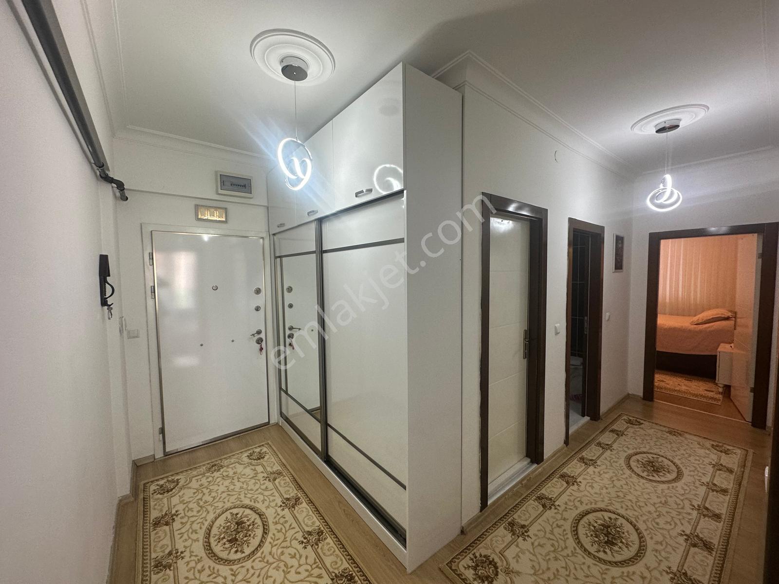 Keçiörende Kat Konumlu 2+1 Yapılı Asansörlü Geniş Daire - Görsel 8