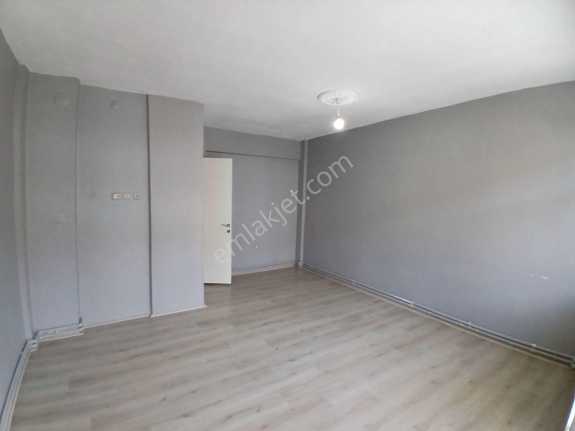 Akçay Emlak'tan Akşehir Yarenler Mahallesi Belediye Evleri Civarında İkinci Kat Kiralık 2+1 Daire - Görsel 11