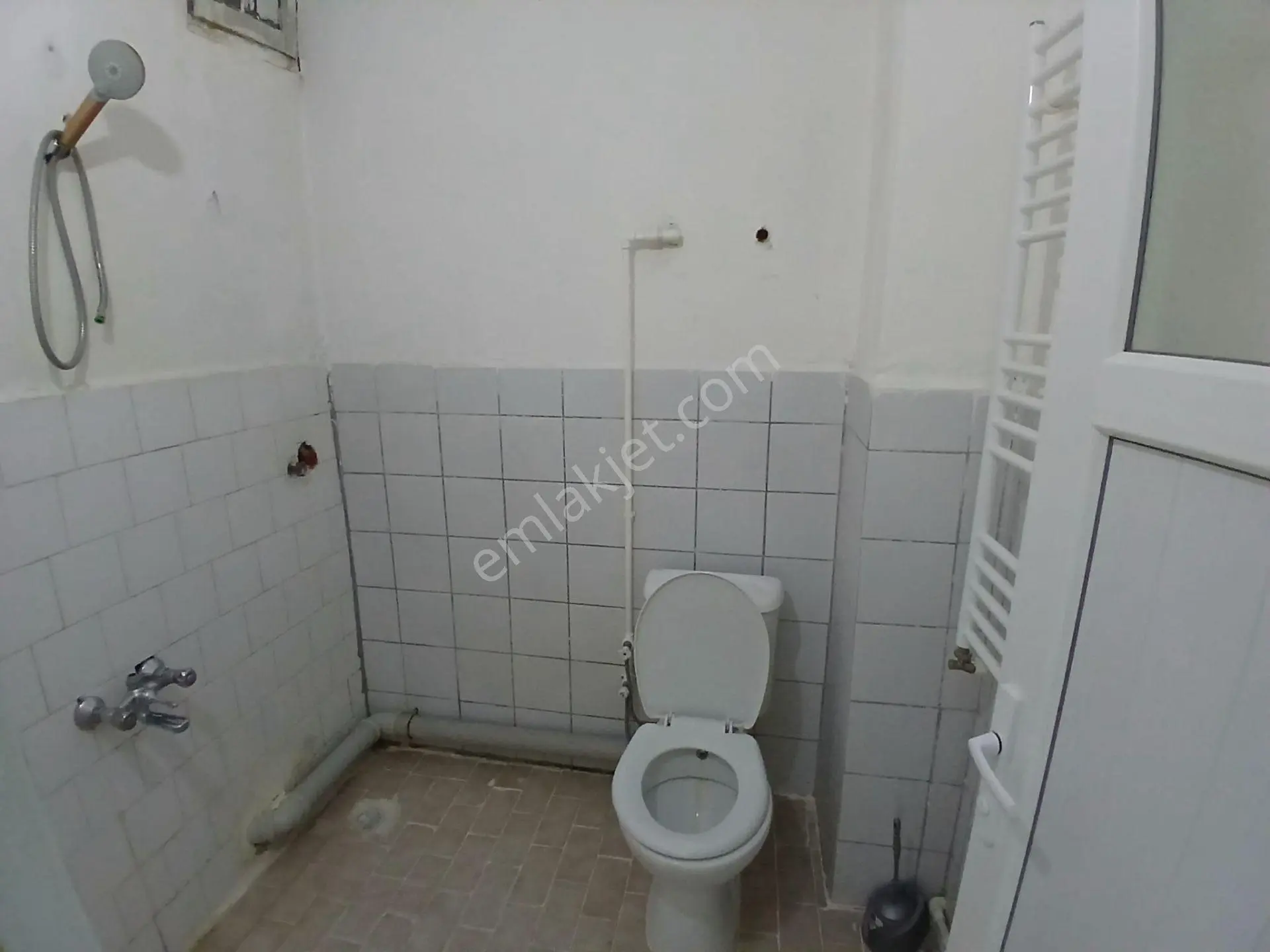 Akçay Emlak'tan Akşehir Yarenler Mahallesi Belediye Evleri Civarında İkinci Kat Kiralık 2+1 Daire - Görsel 22