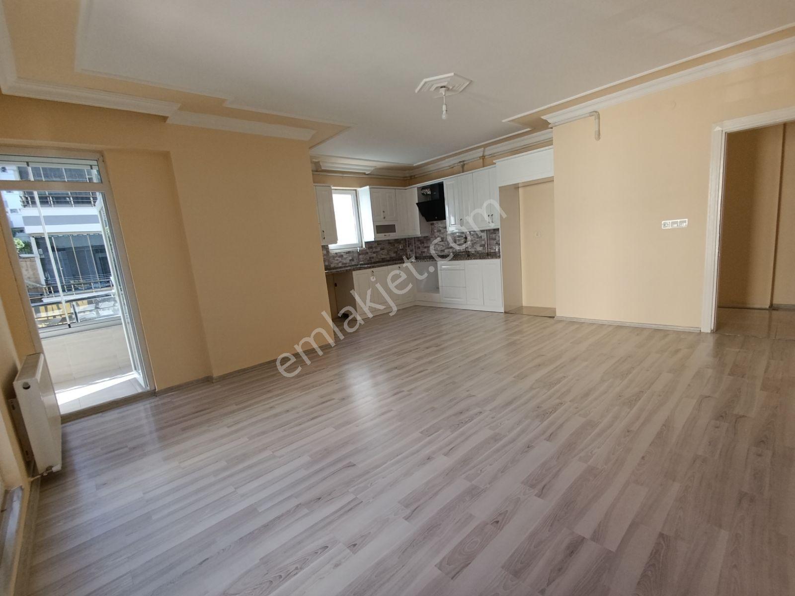 Trend Gayrimenkul'den Ünye Hamidiye Mah 3+1 Asansörlü Kiralık - Görsel 3