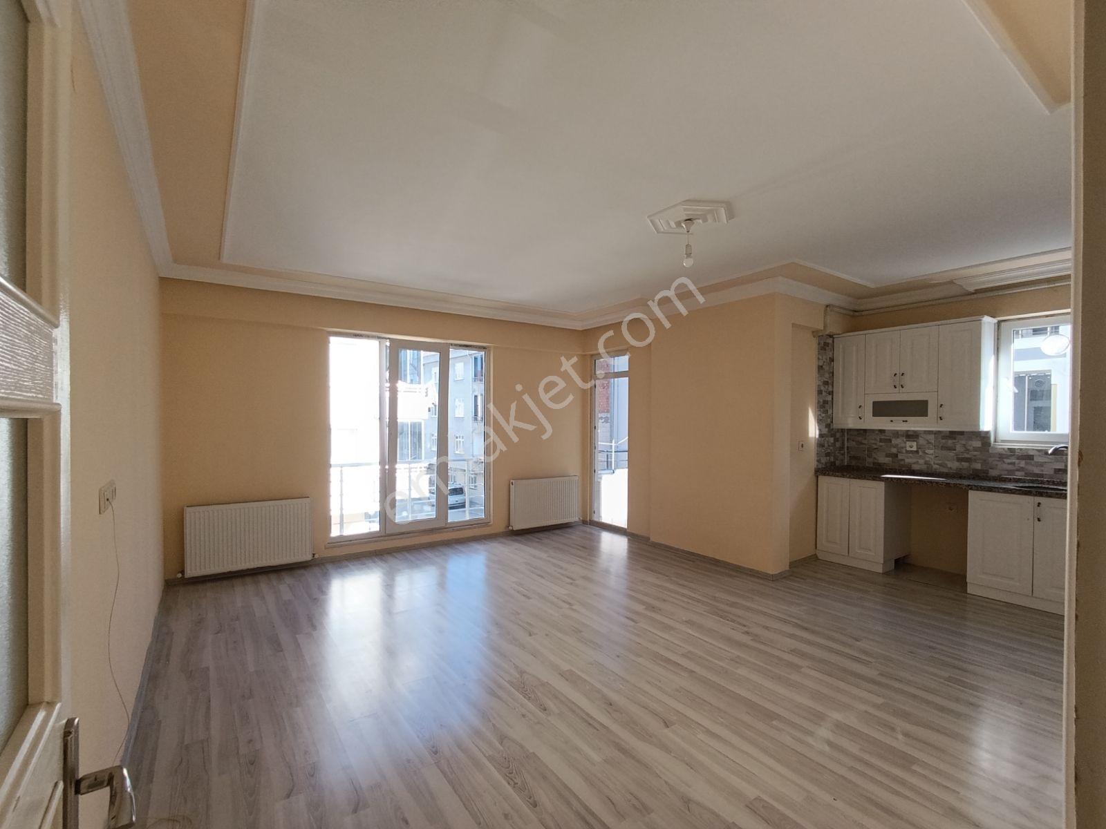 Trend Gayrimenkul'den Ünye Hamidiye Mah 3+1 Asansörlü Kiralık - Görsel 2