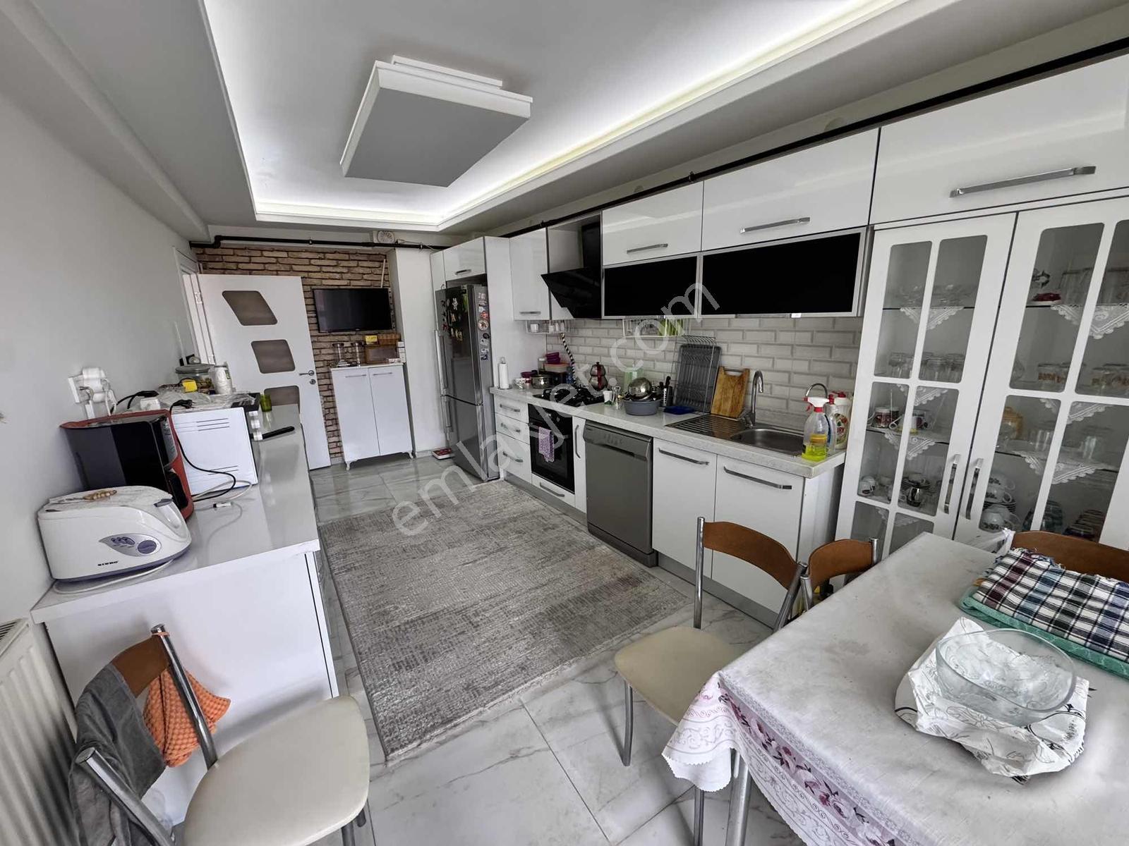 [vefa Koçhan'dan] Vışnelık Mh De Eşyalı Kiralık 3+1 Daire - Görsel 11