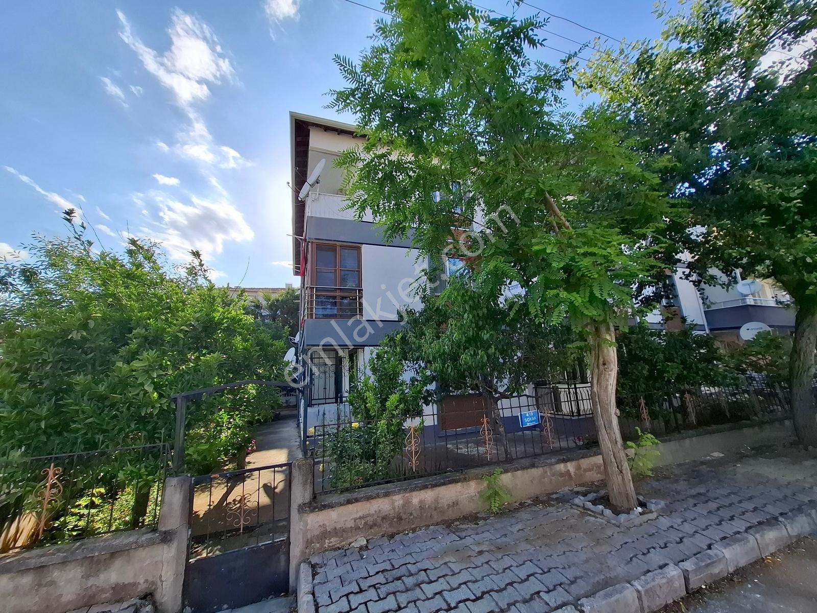 Akhisar Hürriyet Fahri Sertel Emlak'tan Kiralık Zemin Daire - Görsel 32