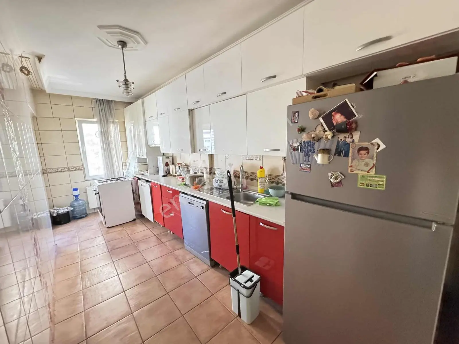 Esenyurt Cumhuriyet Mahallesinde Satılık 3+1 Sitede Ferah Daire - Görsel 3