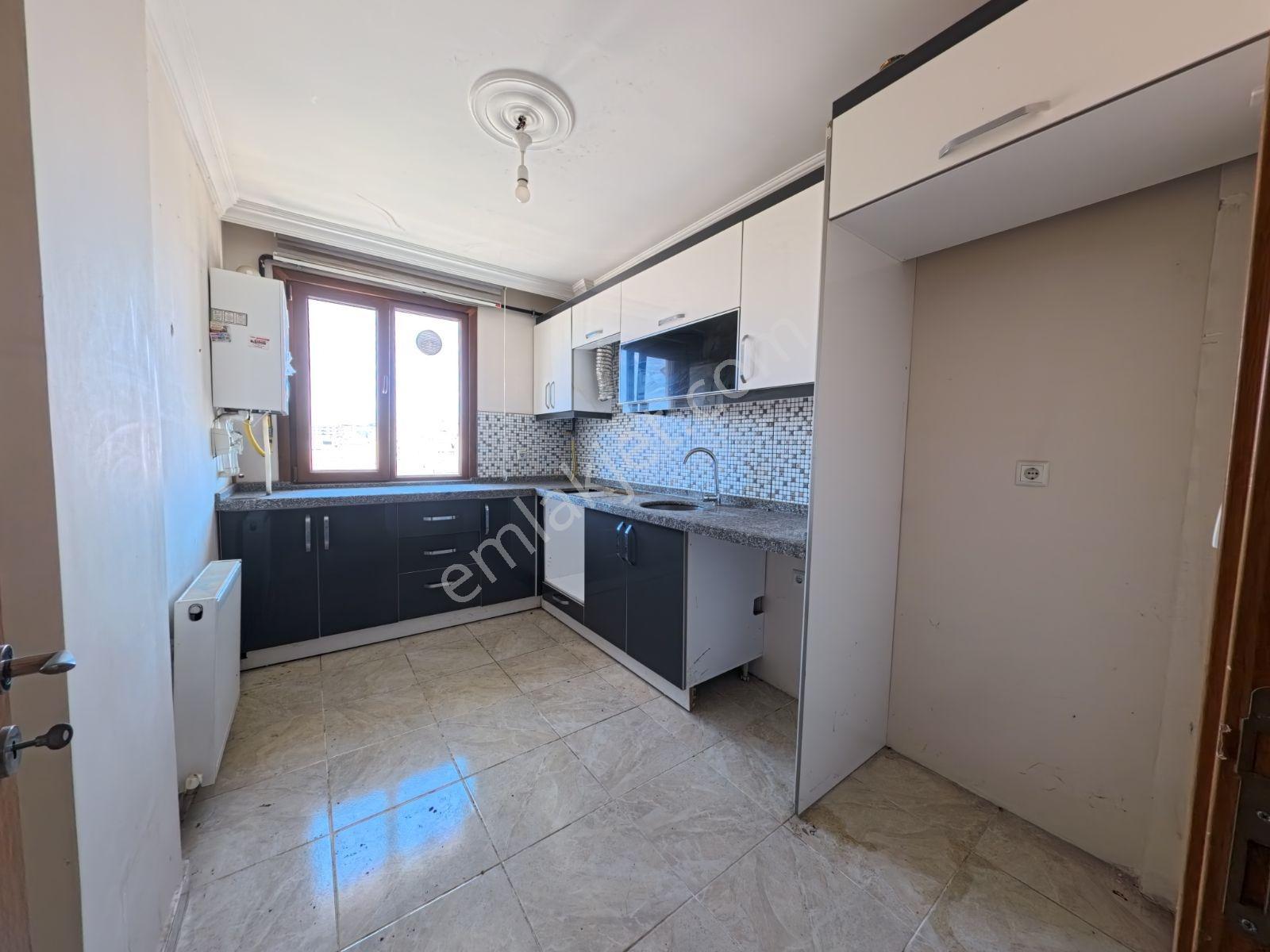 Özgürlük Mah.5+1 Çift Mutfaklı Asansörlü Kiralık Üst Dubleks - Görsel 10