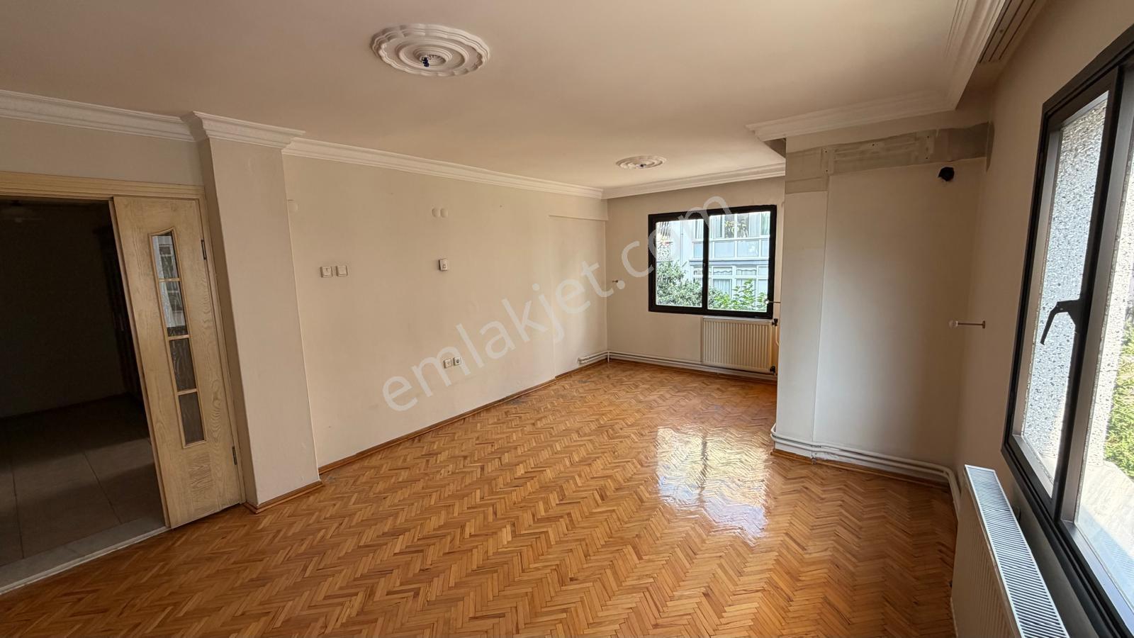Karşıyaka'da Merkezi Konumda D.gazlı Asansörlü 2+1 Kiralık Daire - Görsel 15