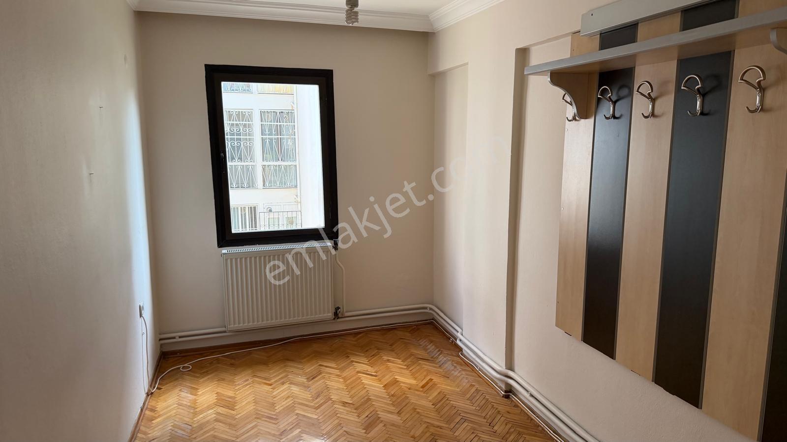 Karşıyaka'da Merkezi Konumda D.gazlı Asansörlü 2+1 Kiralık Daire - Görsel 20