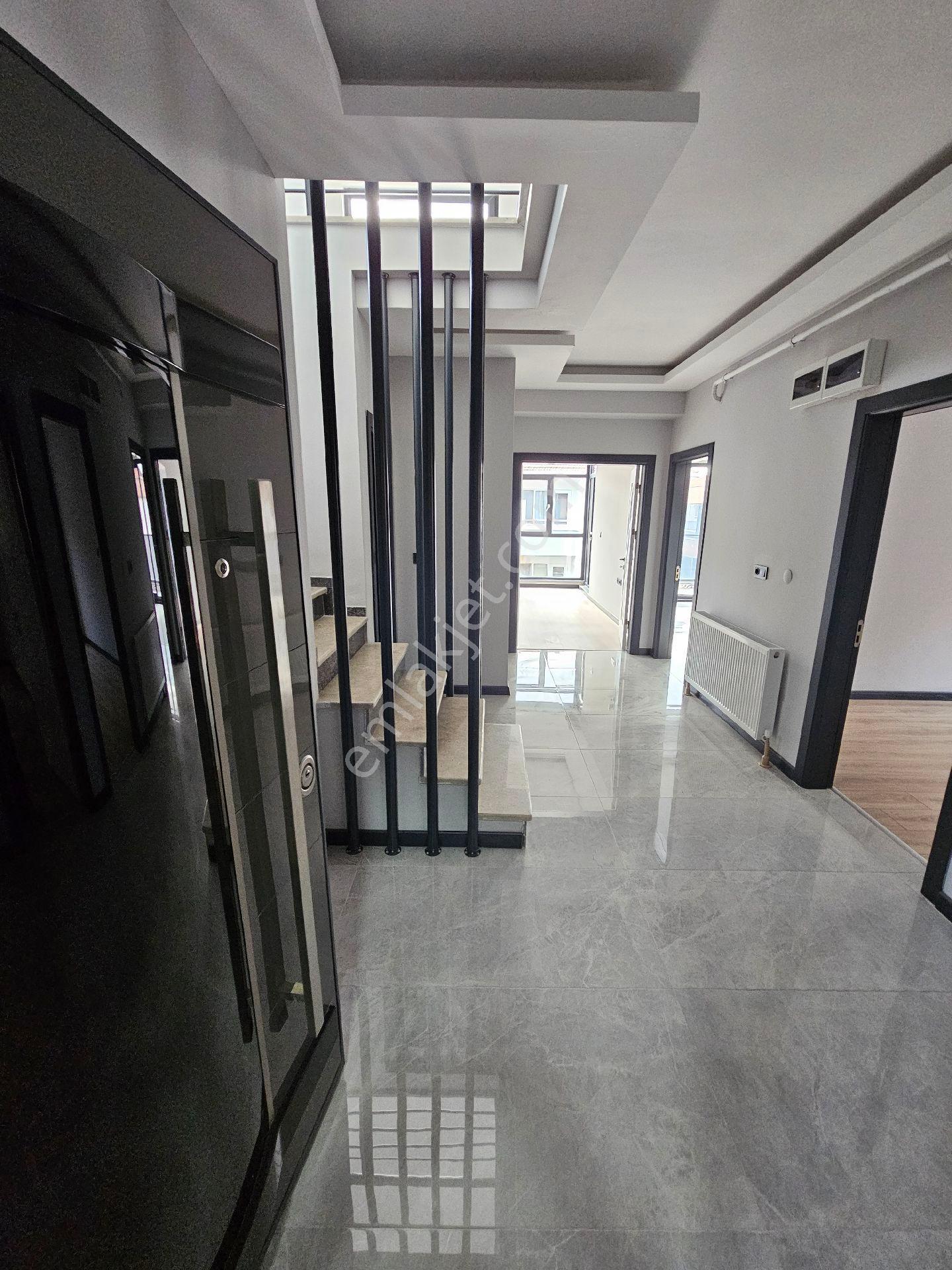 Gönen Kurtuluş Mahallesinde Sıfır Lüks Satılık Dublex Daire - Görsel 22