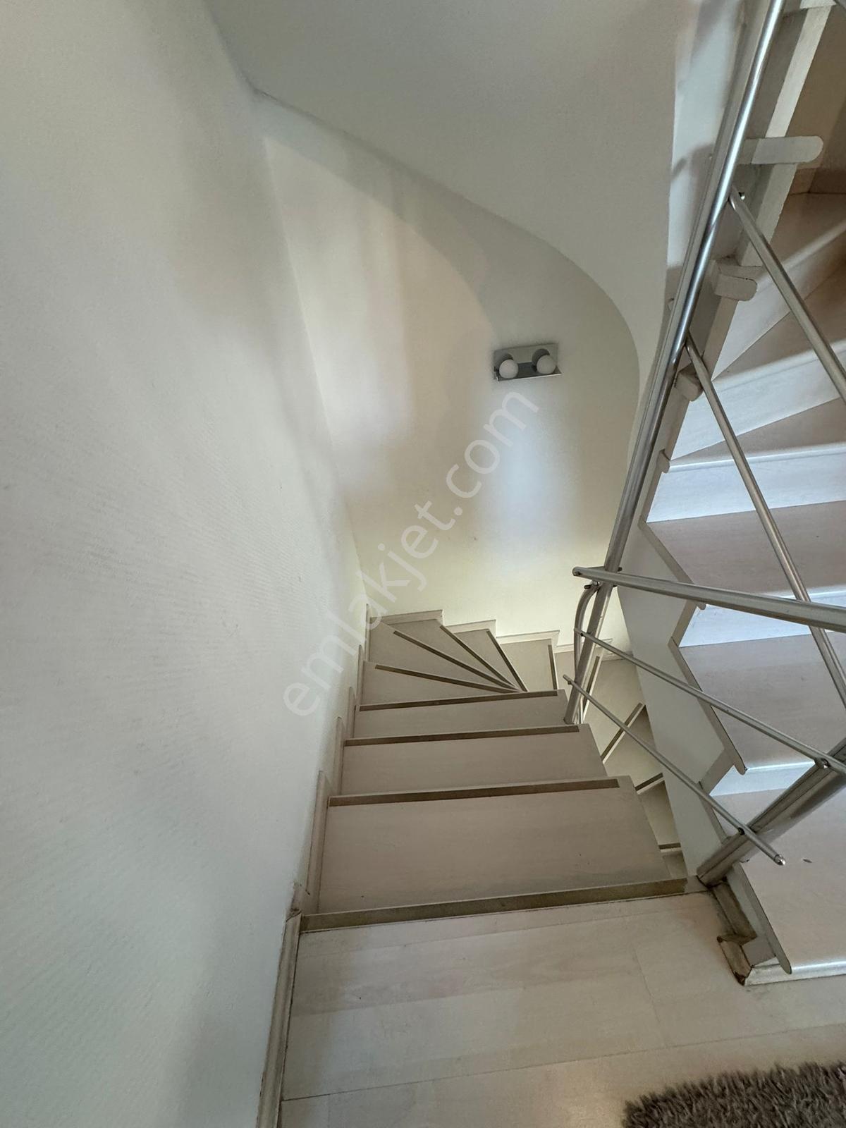 Denizli Yenişehir Mahallesi'nde Satılık Tripleks 220 M2 Villa - Görsel 14