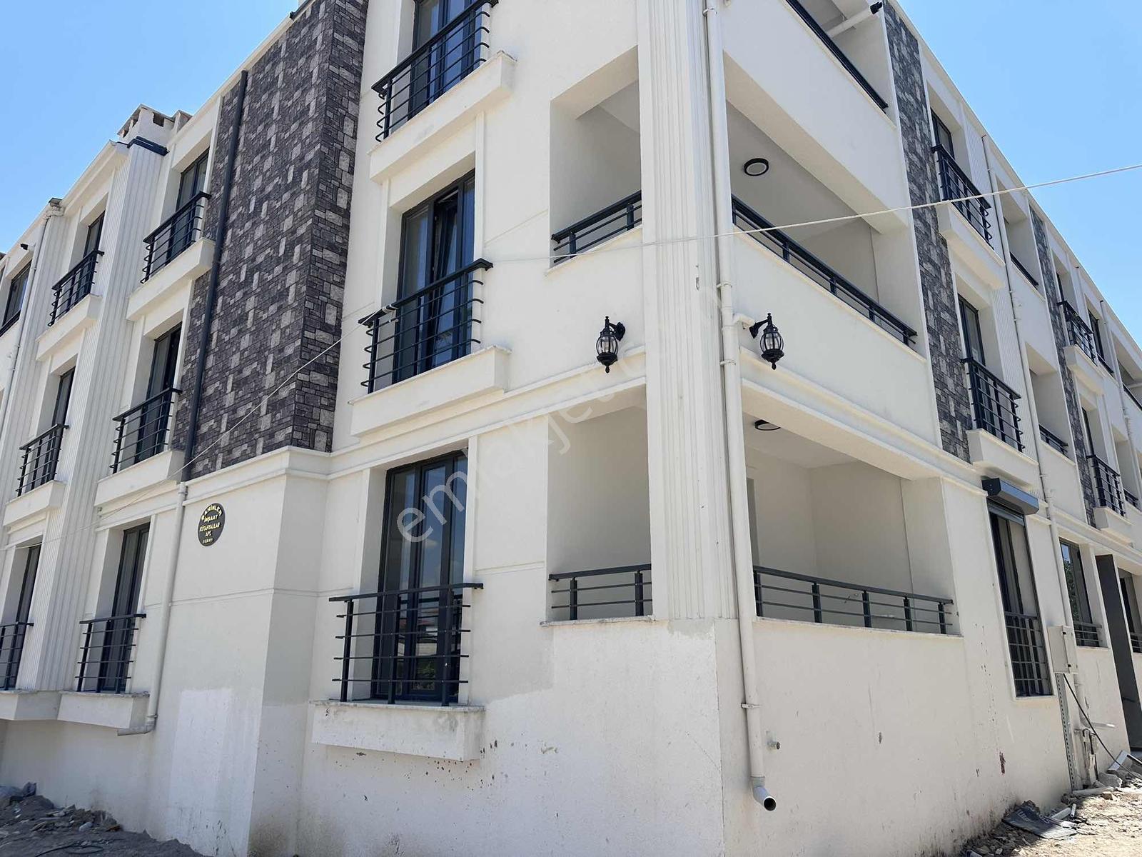 Harika Konumda 1+1 Geniş Ferah Köşe Sıfır Kiralık Daire - Görsel 11