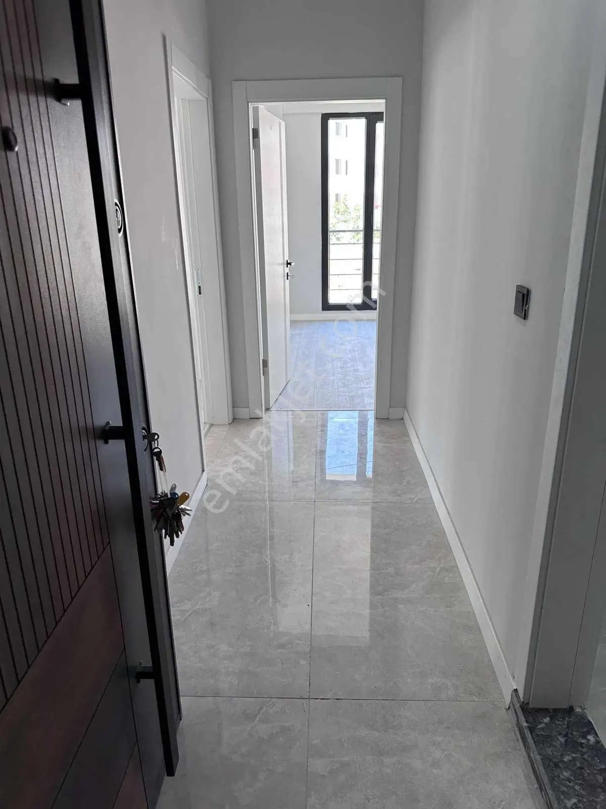 Harika Konumda 1+1 Geniş Ferah Köşe Sıfır Kiralık Daire - Görsel 5