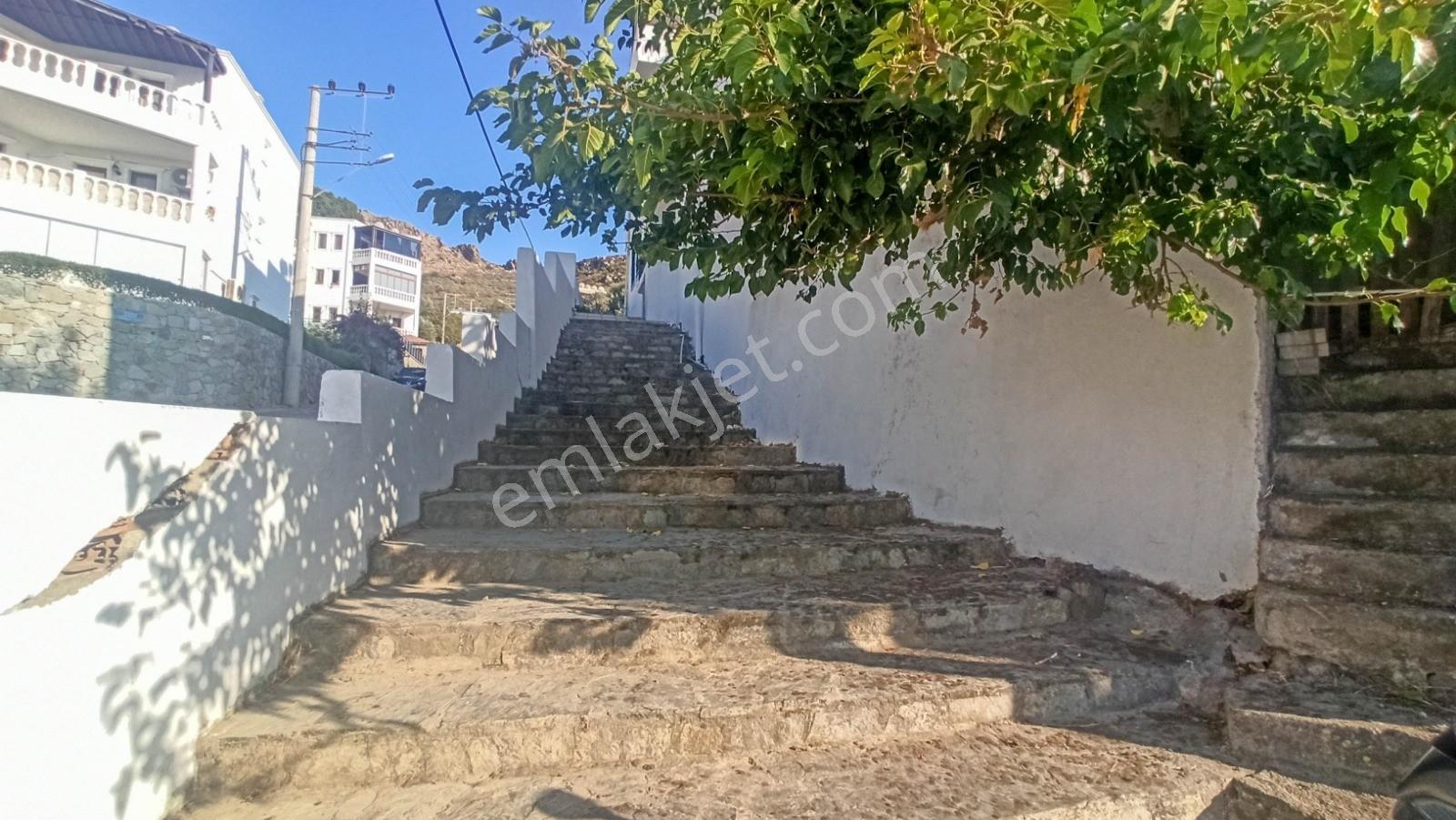 Turgutreis Karabağ'da Satılık 2+1 Üst Kat Kelepir Daire - Görsel 13